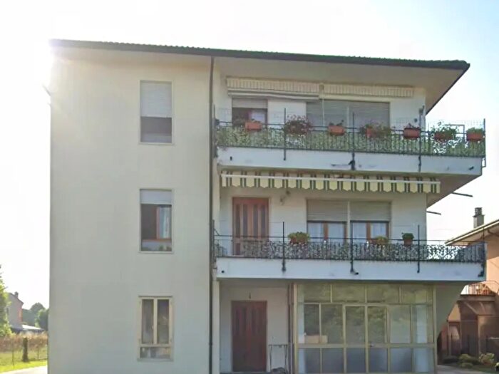 Appartamento quadrilocale in vendita in Via Rigoletto, Castegnero