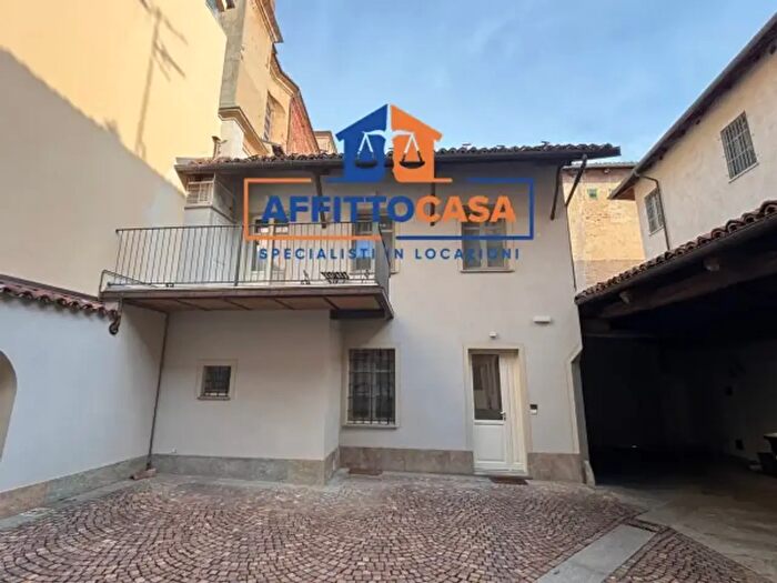 Appartamento bilocale in affitto in Vicolo Sant'Andrea, Bra