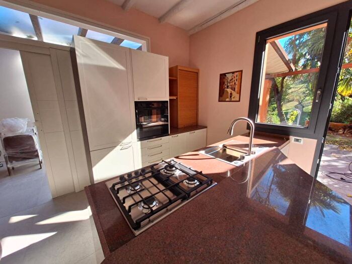 Appartamento quadrilocale in affitto in Via Bellinzona, Colli Saragozza, Bologna