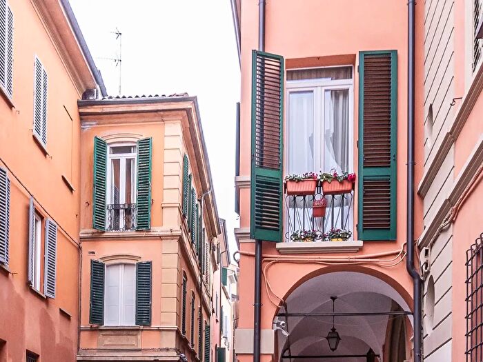 Appartamento quadrilocale in vendita in Via Quadri, Bologna