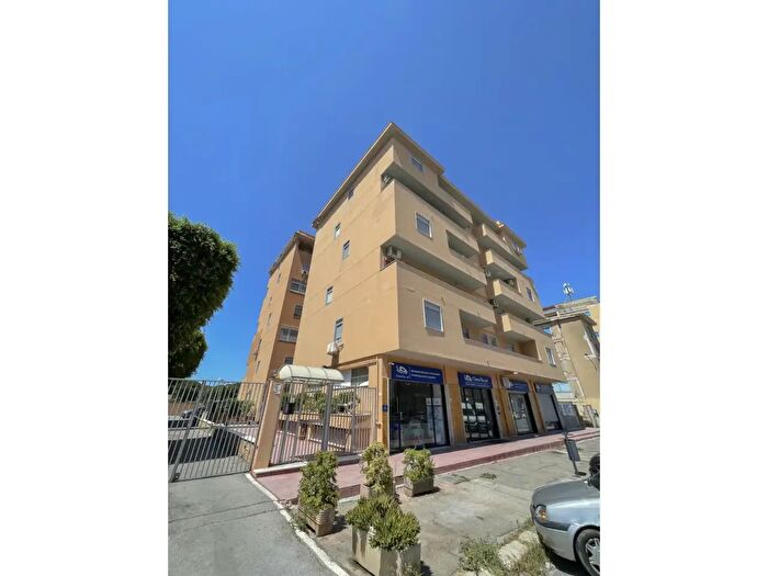 Appartamento con 5 locali in vendita in Via del Visone, Palermo
