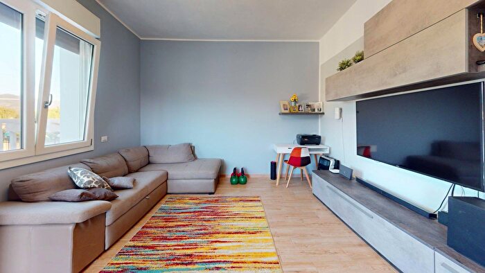 Casa quadrilocale in vendita in Via Van Dick, Quartu SantElena