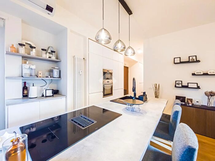 Appartamento bilocale in vendita in Via Alberto Caroncini, Milano