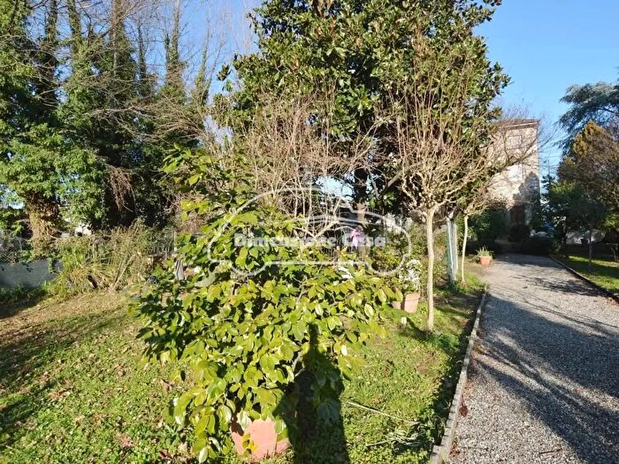 Casa con 7 locali in vendita in Lunata Lu, Capannori