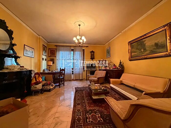 Appartamento trilocale in vendita in Torino