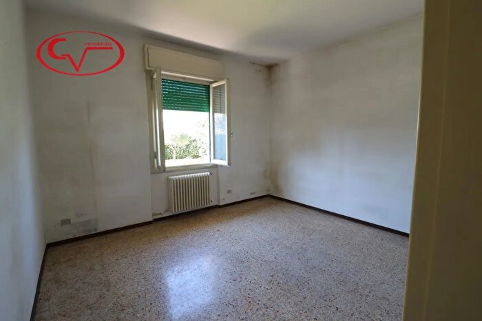 Appartamento trilocale in vendita in Viale Armando Diaz, Montevarchi