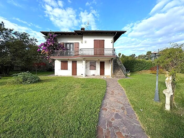 Casa con 5 locali in vendita in Via Talina, Padenghe Sul Garda