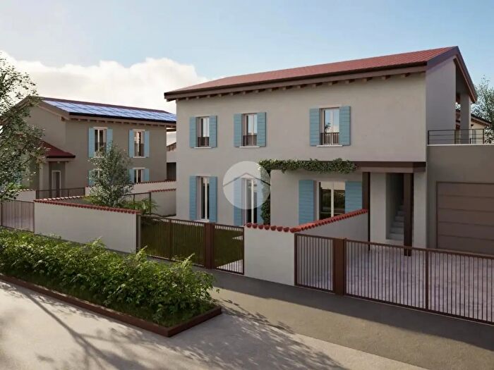 Case in Vendita e in Affitto - 3