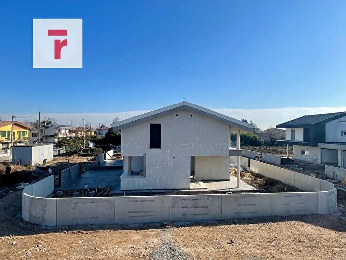 Casa con 5 locali in vendita in Via Milano, Albignasego