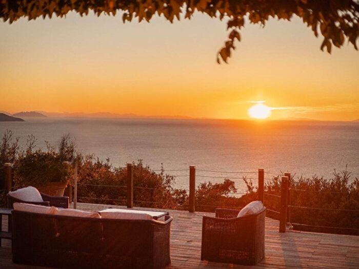 Casa con 6 locali in affitto in Porto Santo Stefano, Monte Argentario