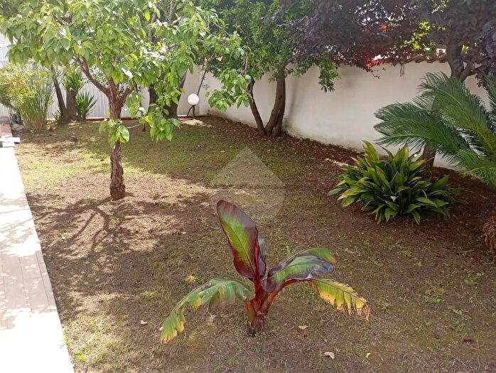 Casa con 5 locali in vendita in Minturno