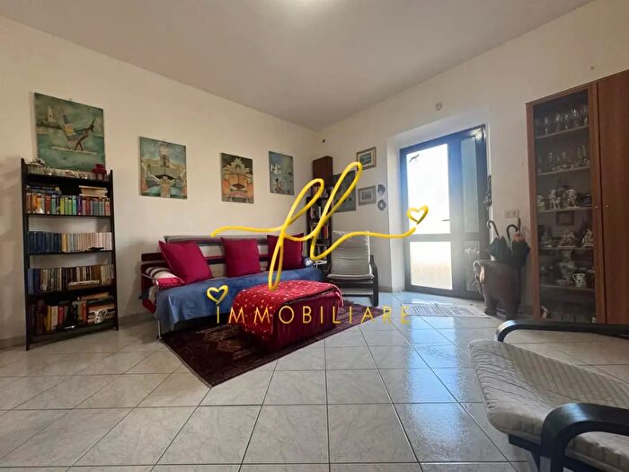 Appartamento trilocale in vendita in Ia Falaschi, Collesalvetti