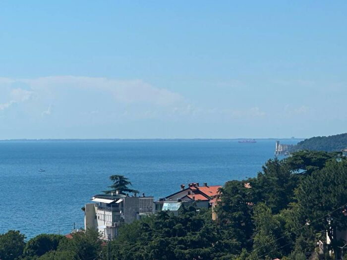 Casa con 5 locali in affitto in Via Moncolano, Barcola, Trieste