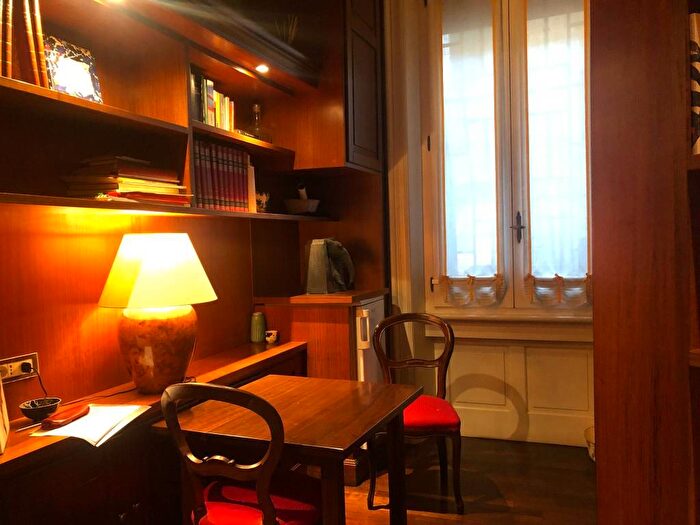 Appartamento bilocale in affitto in Via SantAgnese, SantAmbrogio, Milano