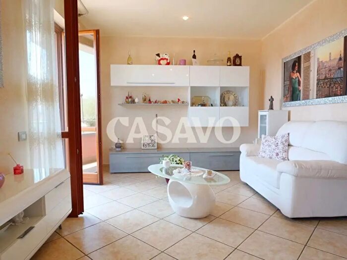 Casa con 7 locali in vendita in Via Vittorio Emanuele, Pontecagnano Faiano
