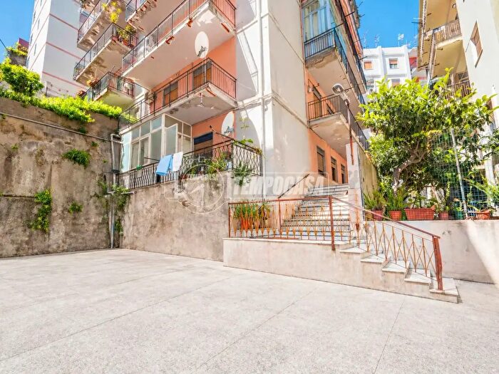 Appartamento trilocale in vendita in Messina