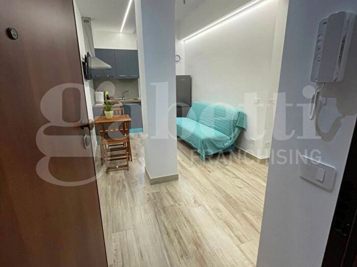 Appartamento bilocale in affitto in Via Regina Elena, Centro, Ladispoli