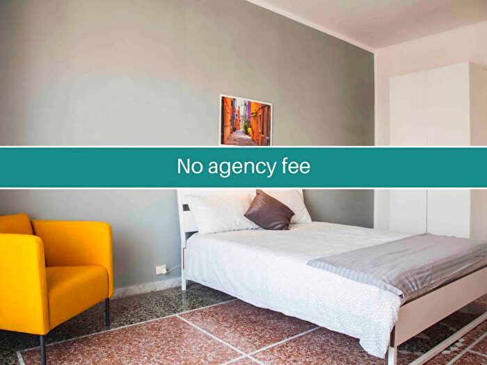 Appartamento con 6 locali in affitto in Via Nemorense, Africano Villa Chigi, Roma