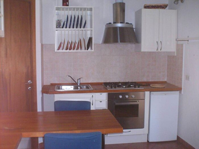 Appartamento bilocale in affitto in Attias Marconi, Livorno