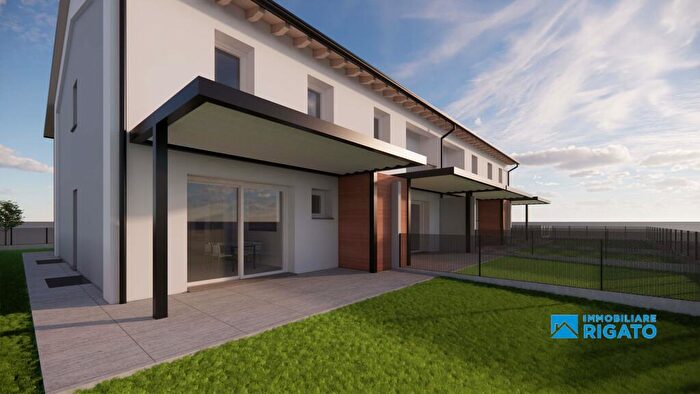 Casa quadrilocale in vendita in Via Andrea Palladio, Mussolente