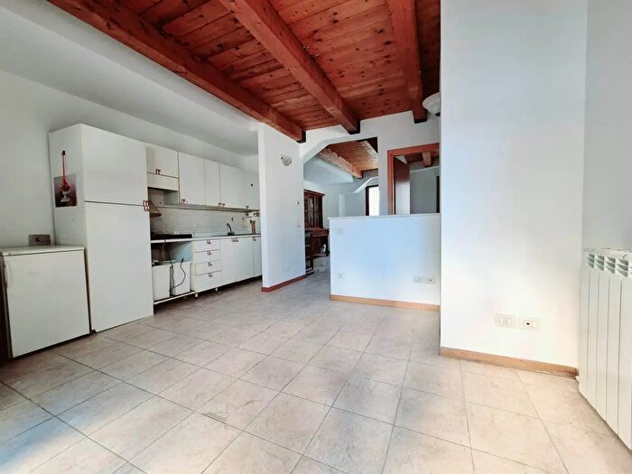 Appartamento bilocale in vendita in Via Colombo, Ancona