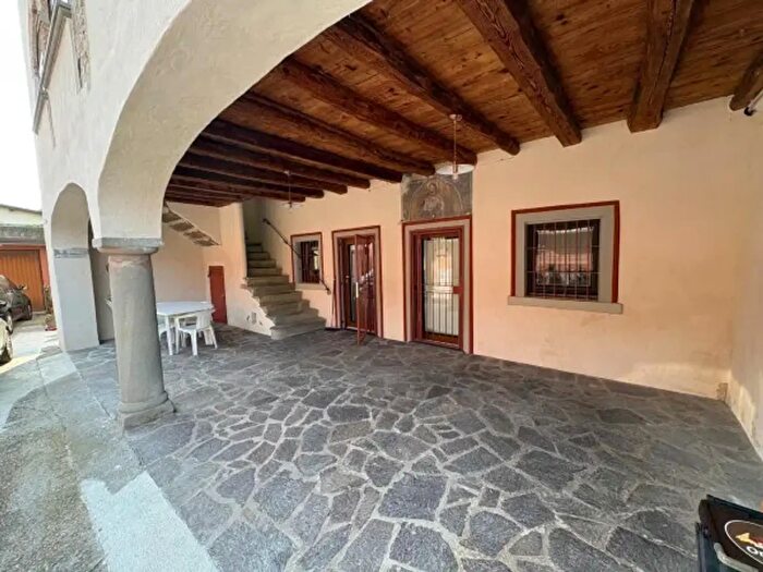 Appartamento trilocale in affitto in Via Michelangelo da Caravaggio, Clusone
