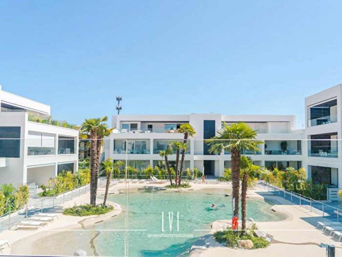 Appartamento trilocale in affitto in Via Giacomo Leopardi, Lido Ovest Faro, Jesolo