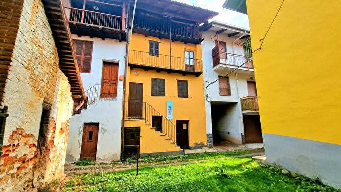 Casa con 5 locali in vendita in Via Giovanni Battista Maggia Livera Pettinengo Biella Piemonte Italia, Pettinengo