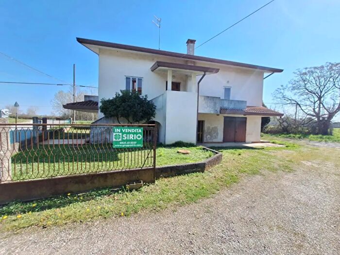 Casa trilocale in vendita in Latisana