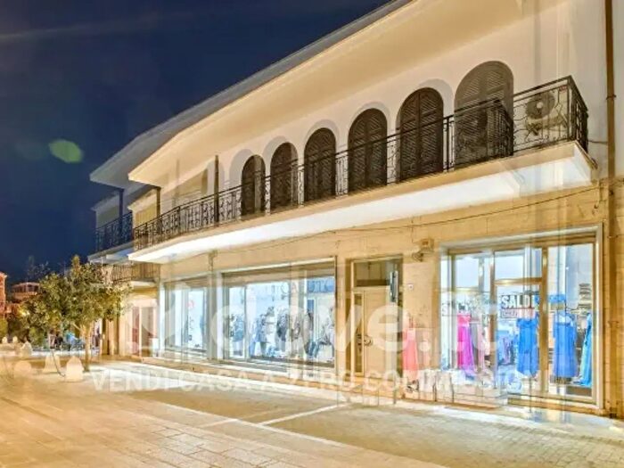 Casa con 6 locali in vendita in Via Rosario, Torricella