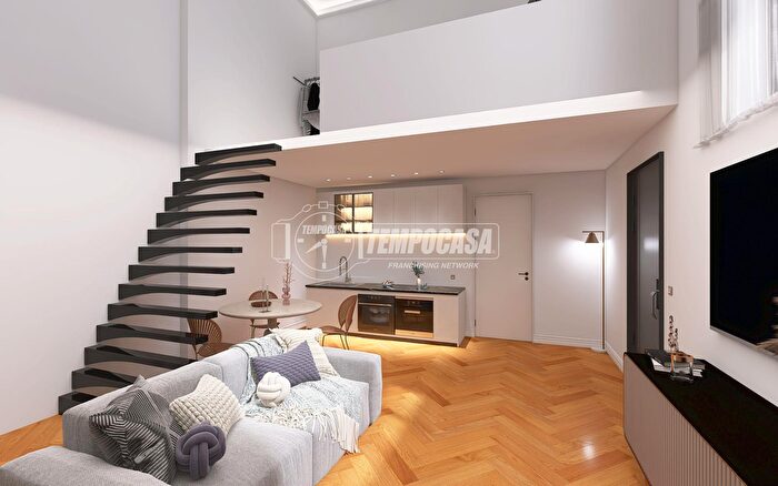 Appartamento trilocale in vendita in Via Fratelli Bronzetti, Milano