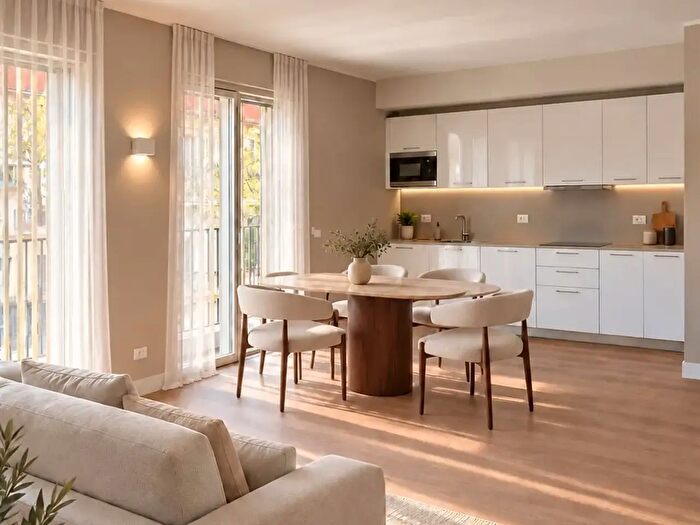 Appartamento trilocale in affitto in Via Maiocchi, Milano