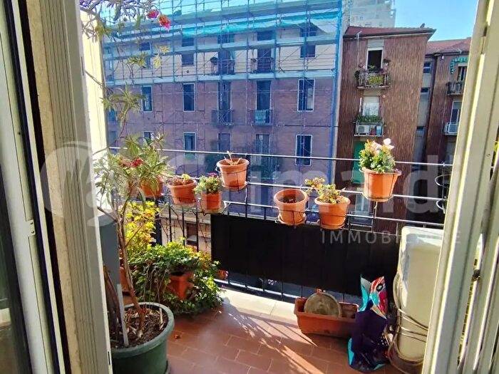 Appartamento bilocale in vendita in Via Meina, Milano