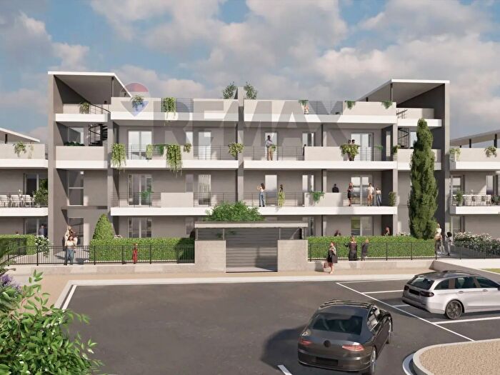 Appartamento trilocale in vendita in Via Eugenio Montale Snc, Desenzano Del Garda