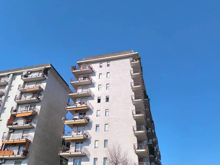 Appartamento con 6 locali in vendita in Via Viberti, Torino