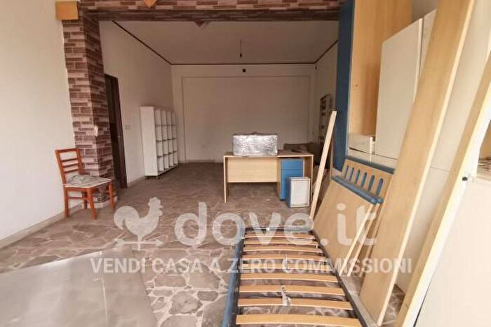 Appartamento trilocale in vendita in Via Regina Margherita, Randazzo