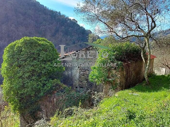 Casa quadrilocale in vendita in Rapallo