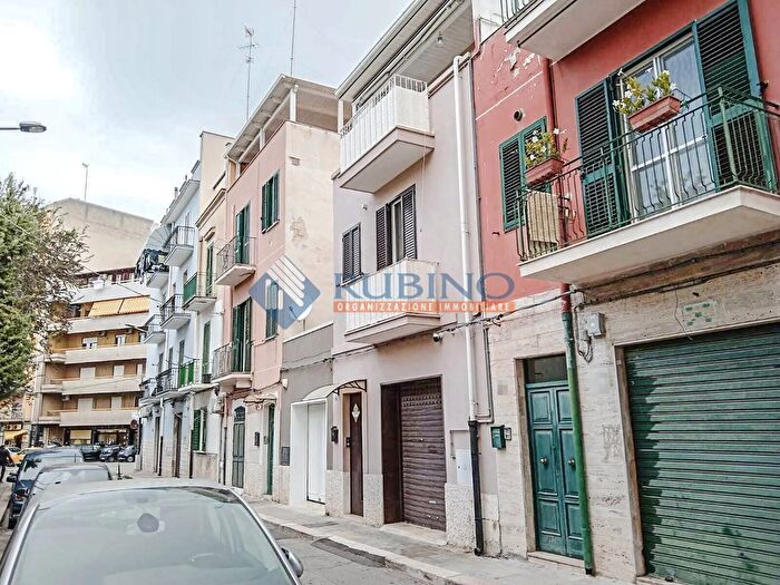 Appartamento trilocale in vendita in Barletta