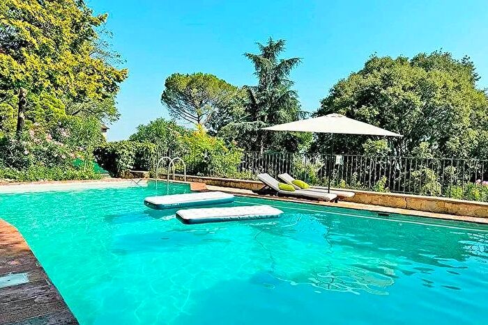 Casa con 6 locali in vendita in Via Borgo Canale, Bergamo