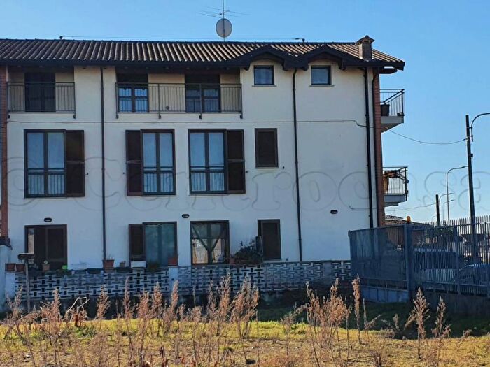 Appartamento bilocale in affitto in Via Leonardo Da Vinci, Cameri