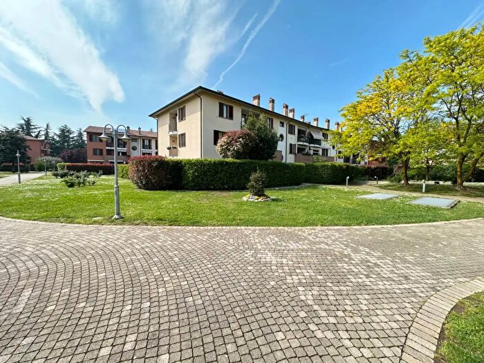 Appartamento bilocale in vendita in Via Roggia Arzona, Cernusco Sul Naviglio