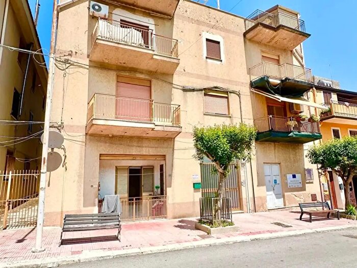 Appartamento quadrilocale in vendita in Campofiorito