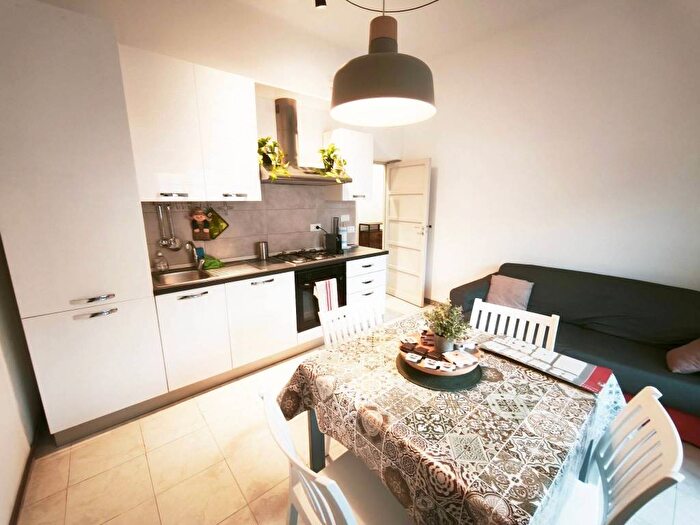 Appartamento quadrilocale in affitto in Via Alessandro Manzoni, Centro, Macerata