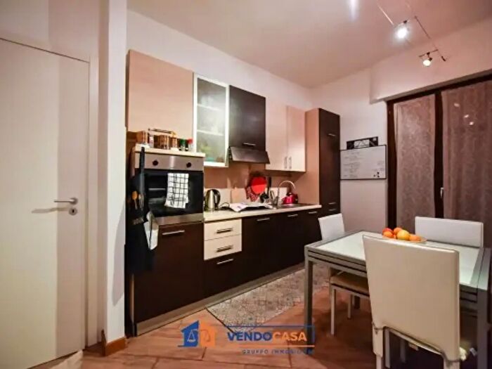 Appartamento bilocale in vendita in Via Barletta, Torino