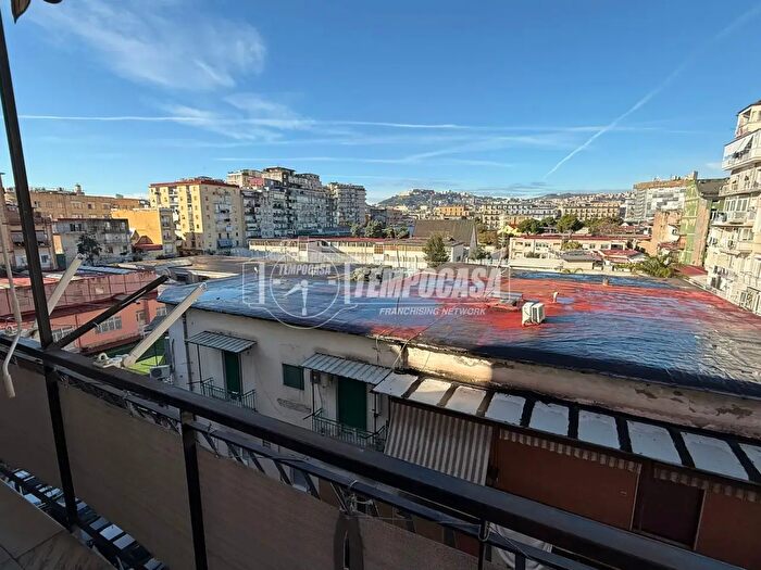 Appartamento bilocale in vendita in Via Carlo Celano, Napoli