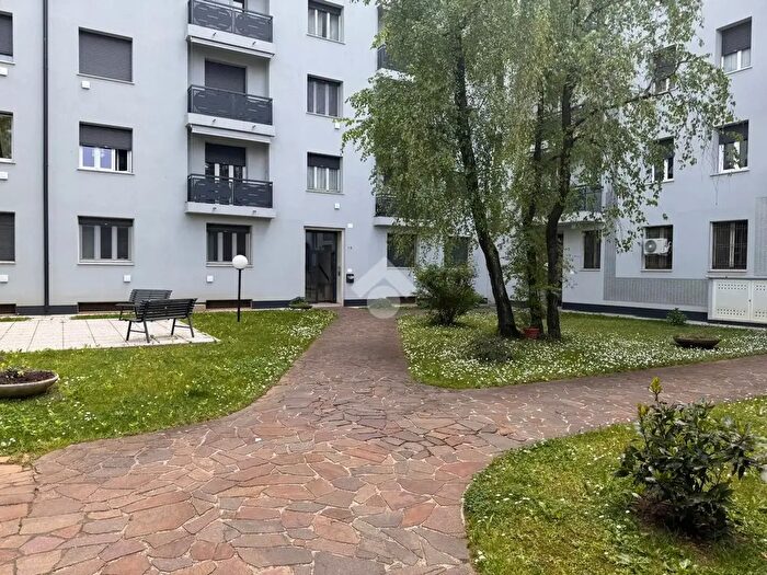 Appartamento bilocale in vendita in Via Tricesimo, Udine