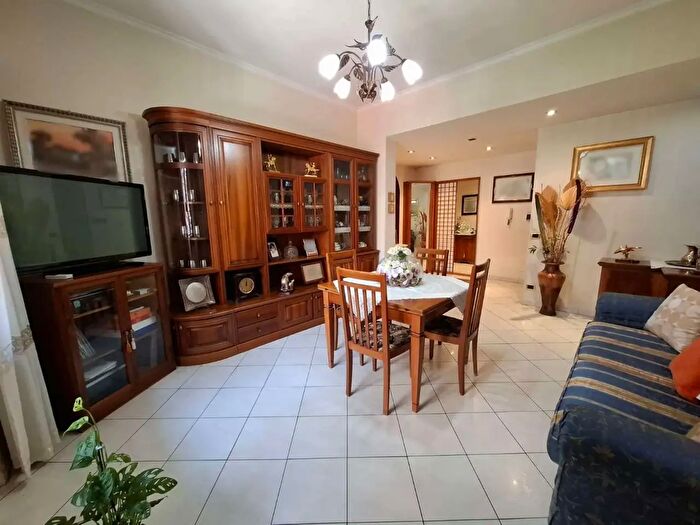 Appartamento trilocale in vendita in Via Borghesiana, Roma
