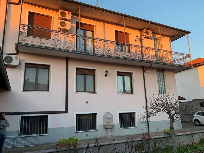 Casa con 6 locali in vendita in Corso Torino Vigevano, Vigevano