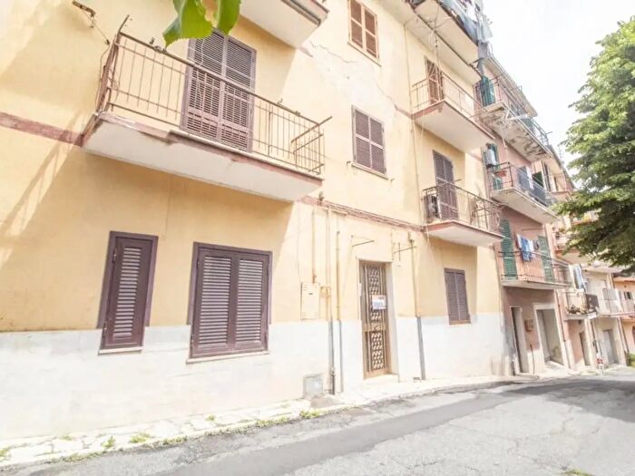 Appartamento quadrilocale in vendita in Via Crocetta, San Polo Dei Cavalieri