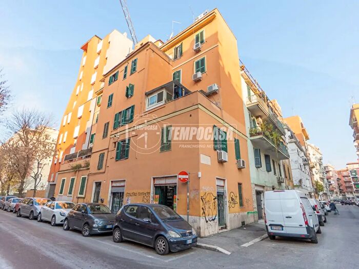 Appartamento monolocale in vendita in Via della Marranella, Roma